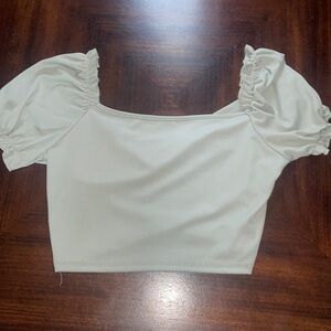 Women’s cropped blouse